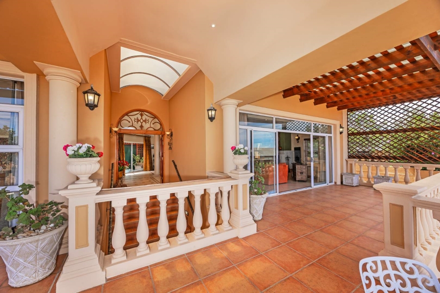 4 Bedroom Property for Sale in Plattekloof Western Cape